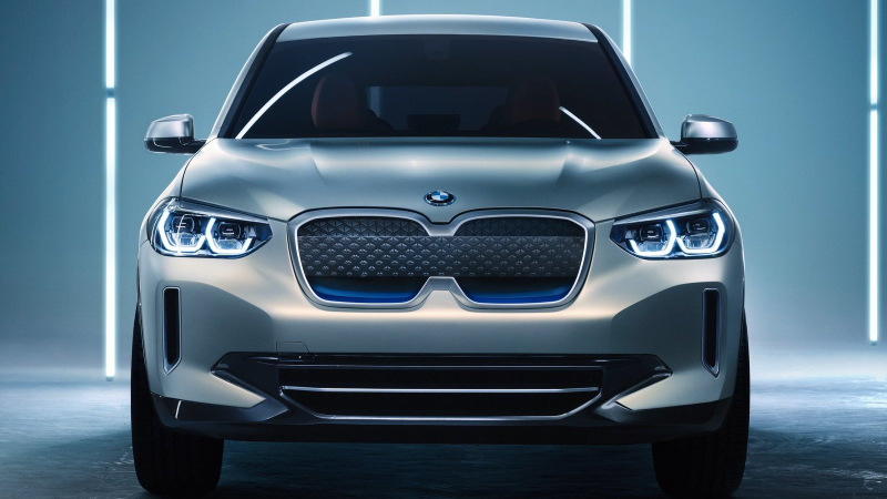 Illustration for article titled The BMW iX3 Concept: You'd Almost Never Know It's All-Electric